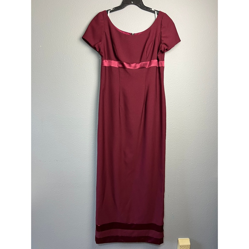 Watters and Watters Burgundy Empire Waist Column Gown Velvet Trim Formal Prom‎